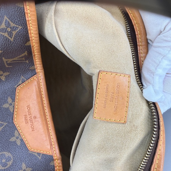 Louis Vuitton Brown Monogram Shoulder Bag with Tan Leather Trim - Picture 4 of 6